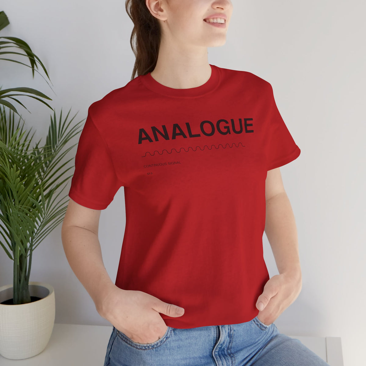 Analogue Tee